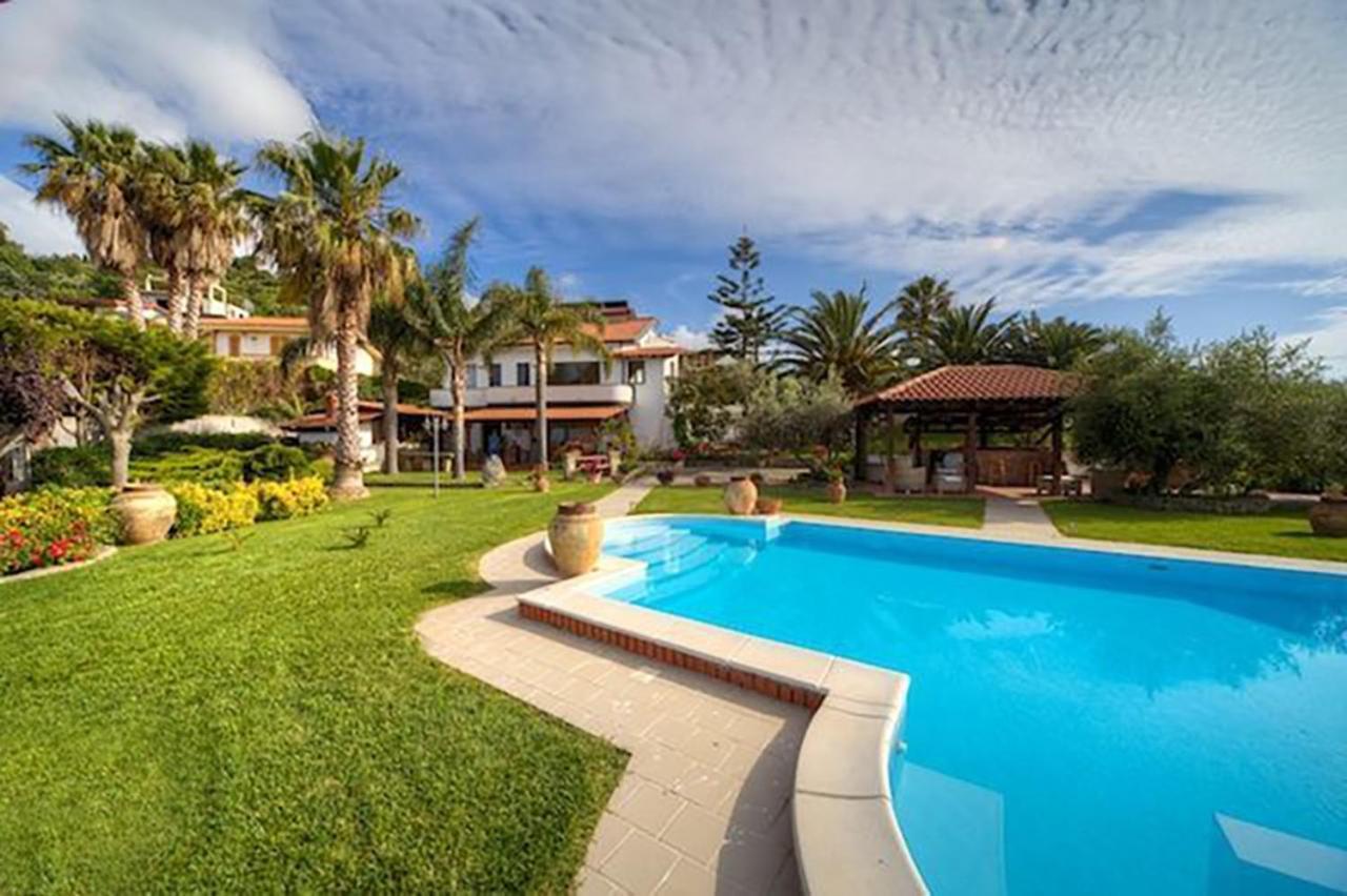 B&B Villa Bency Capo dʼOrlando Exteriér fotografie
